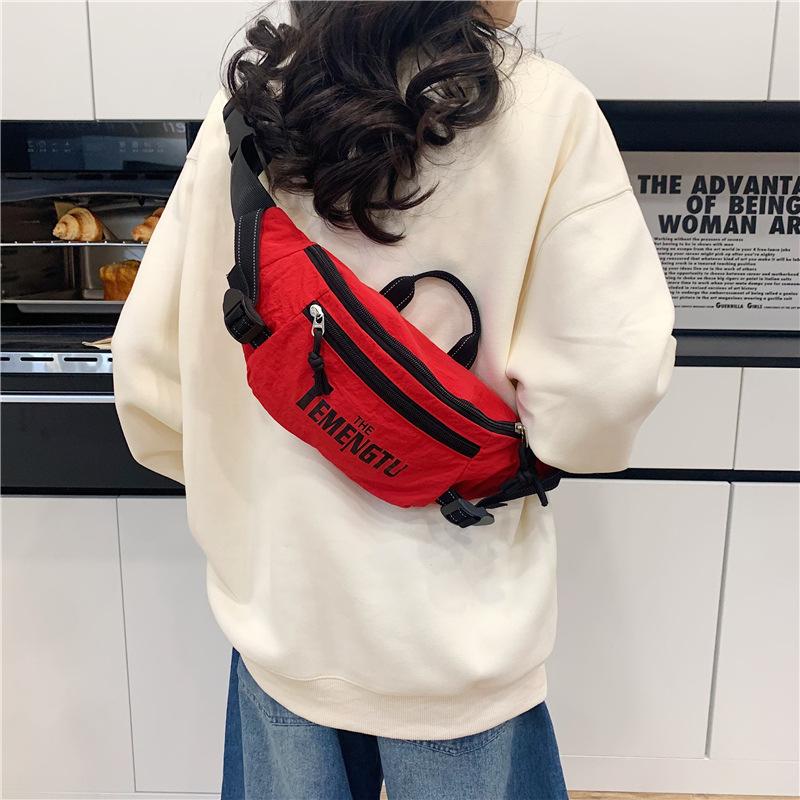 Tide cool neutral locomotive letter breast bag Japanese and Korean casual large-capacity shoulder messenger bag