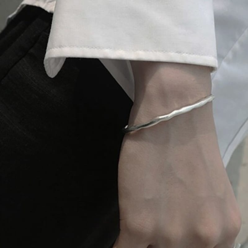 Meumdal Heumuri Bangle