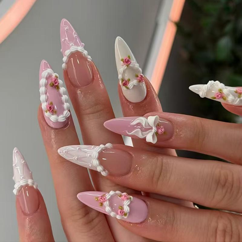 

Niche Flower Romantic Pink Premium ins Wearing Nail Almond Type Millennial Spice Girl Wind Summer Cute Nail Patch