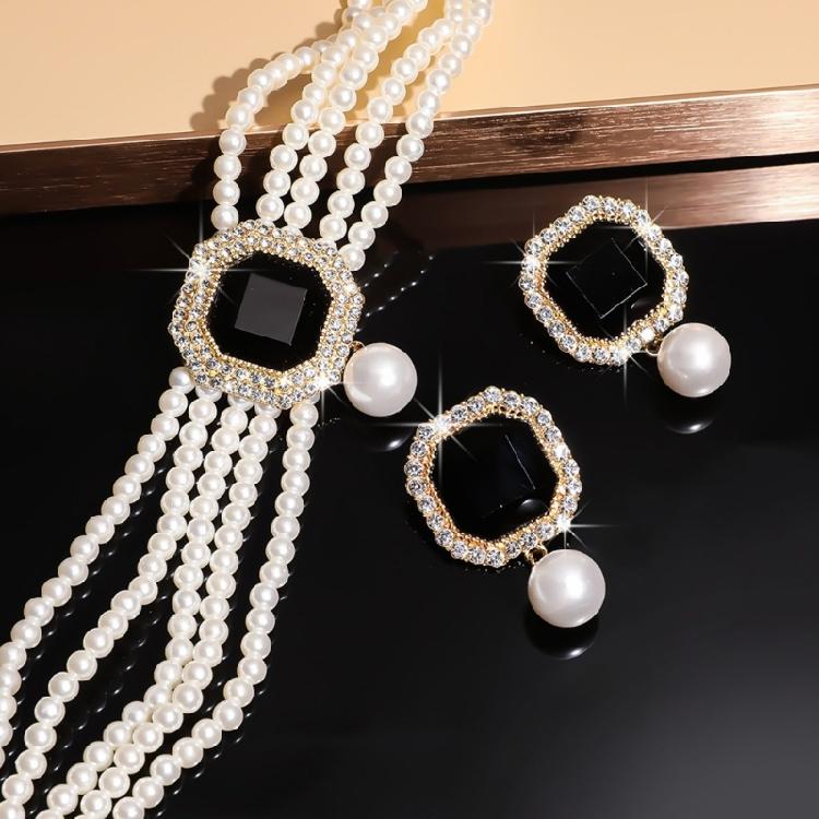 Moderne Kunst Geïnspireerd Meerlaags Imitatie Parels Ketting En Luxe Bijpassende Studs Oorbellen Accessoireset