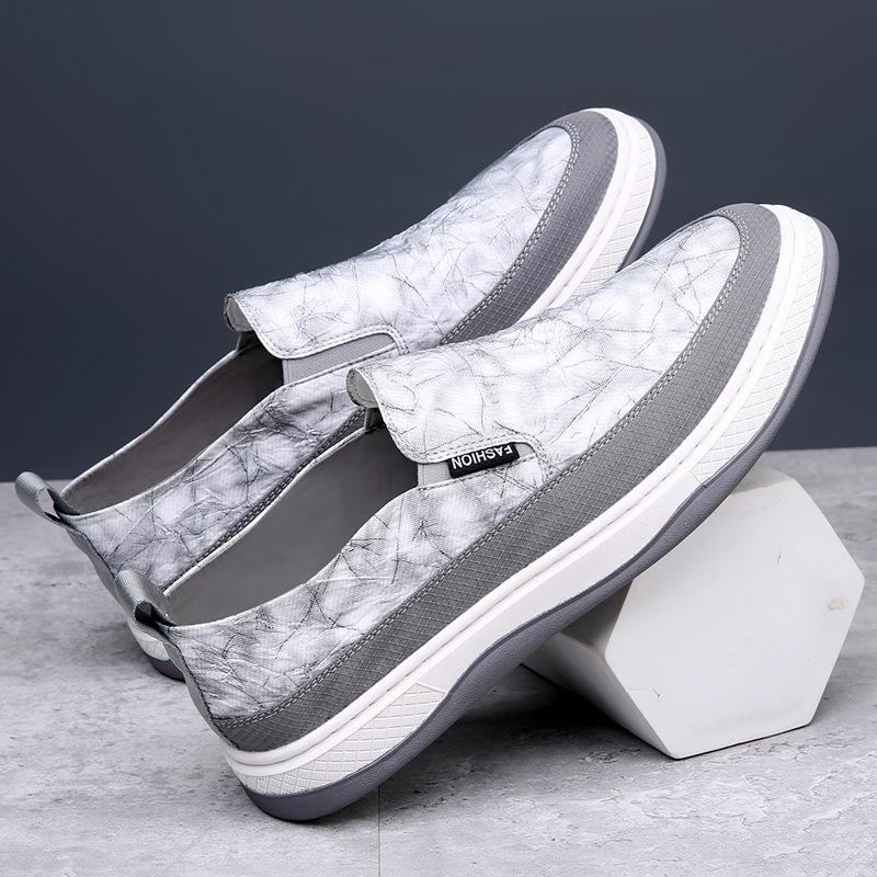 Cloth shoes men's 2025 new spring breathable ice silk quick-drying light casual deodorant men's one-pedal canvas shoes tide