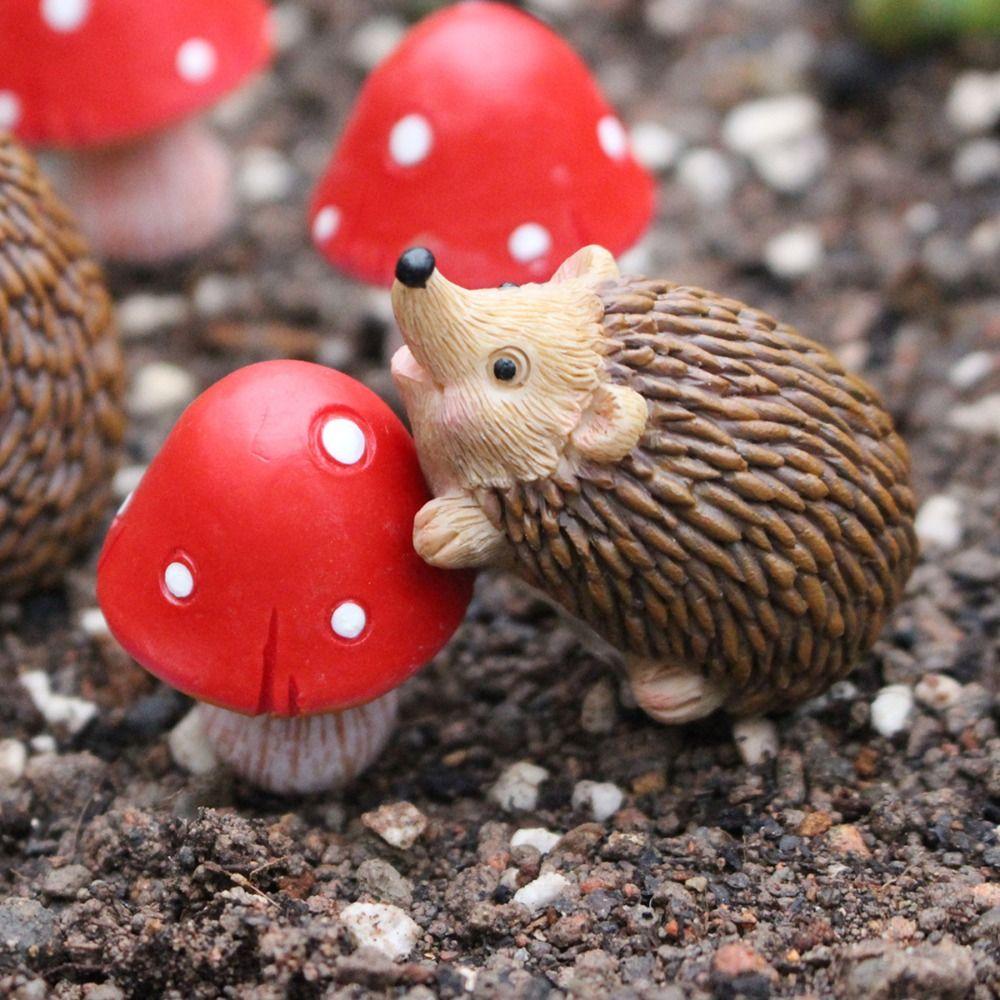 7pcs Resin Hedgehog Mushroom Statue Cartoon Garden Miniatures Figurine Animal Sculpture  Courtyard