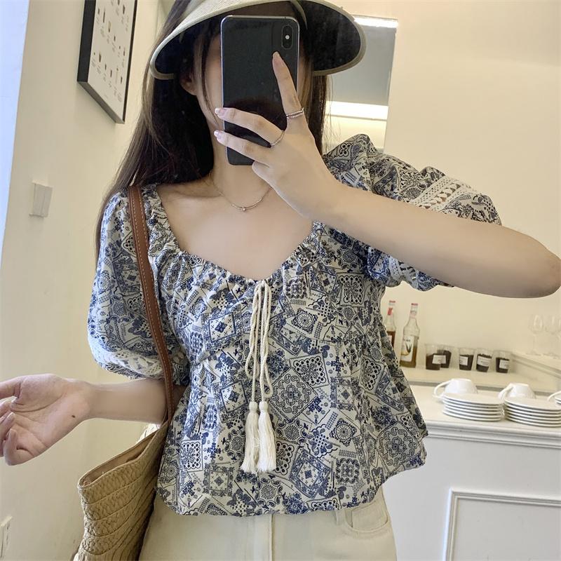 Vintage Ethnic Style Lace-up Square Collar Floral Shirts Women Summer New Loose Puff Sleeve Blouse Woman Elegant Fashion Slim Fit Ladies Shirt 26130