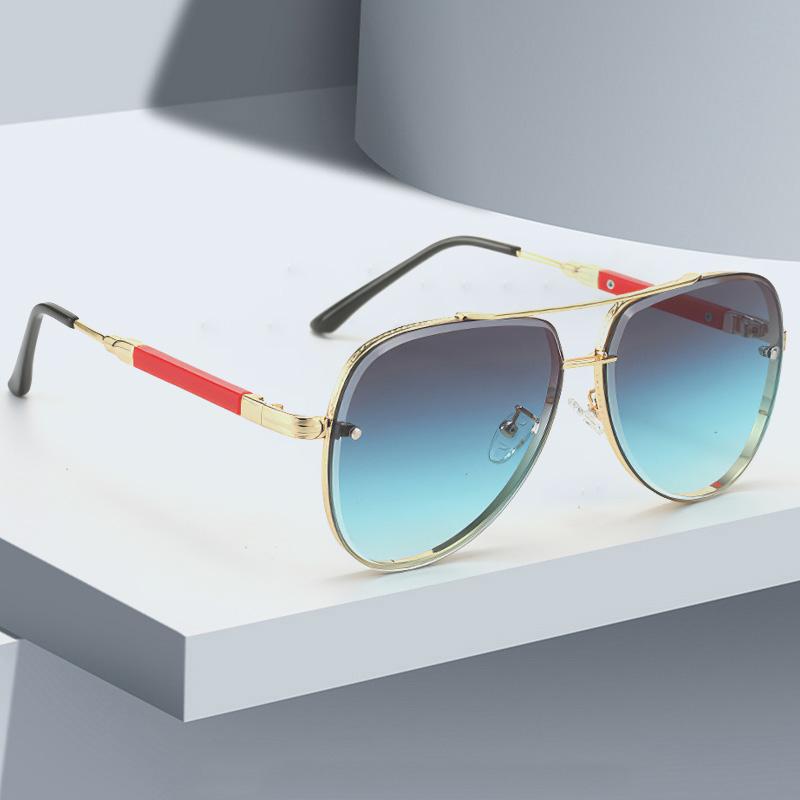 Latest in Sunglasses for Women Trendy Styley Gradient Lenses Golden Borders Red Temple Glass Minimalist Design Exudes Modernity