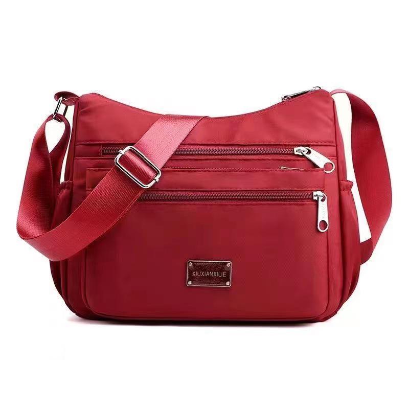 Bolsa de ombro feminina de lona de nylon de grande capacidade: Bolsa de mensageiro com vários compartimentos para mães de meia-idade e idosas