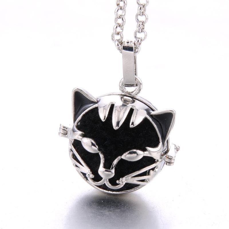 Hot-selling Aromatherapy Ancient Silver Style Cage Type Hollow Necklace Essential Oil Diffuser Perfume Box Ancient Hanfu Accessories