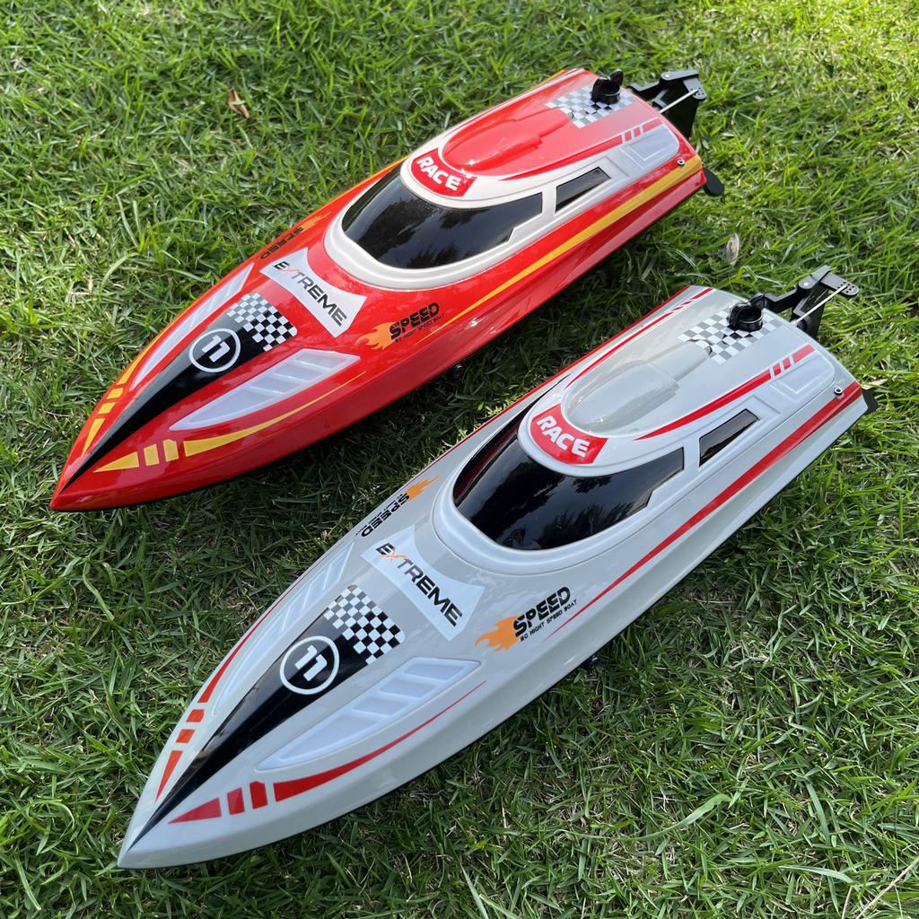 30KM/H High Speed Remote Control Boat 2.4GHz Boat for Adults Water Cooling System Low Power Reminder