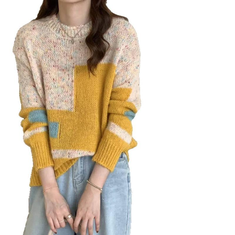 Autumn and Winter New Thin Round Neck Gentle Wind Soft Waxy Color Matching Knitted Sweater Top Loose Sweater Pullover Women