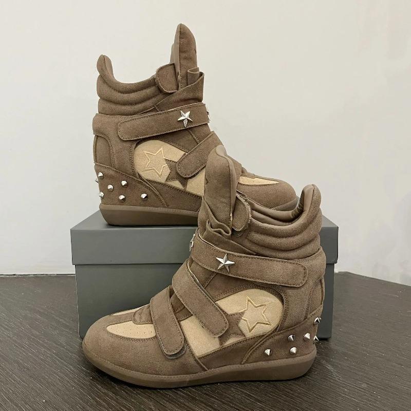 Retro Soft High Top Casual Shoes Women's Star Rivet Thick Bottom Heightening Board Shoes Spring