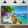 Sfondo Villaggio Greco sul Mare d'Estate Città Costiera Mare Blu Barca Sfondo per Servizio Fotografico