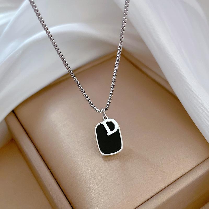 Square D Character Personality Minimalist Furnace Real Gold Necklace Female Collarbone Chain