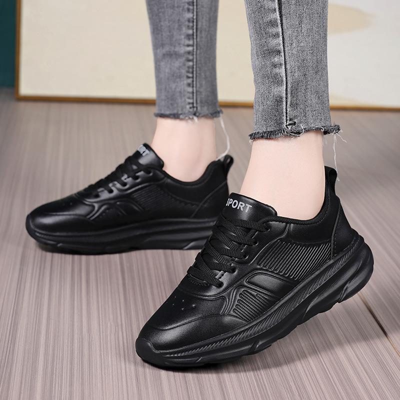 Casual Sports Shoes Leather Surface All Black Spring and Autumn Waterproof Soft Sole Light Wear-resistant and Comfortable