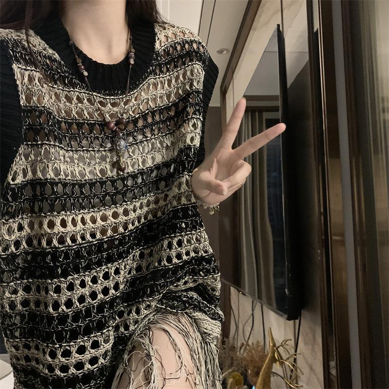 

Hollow Out Sleeveless Knitted Sweater New Summer Striped Mid Length Tassel Top for Women 2XL чорний