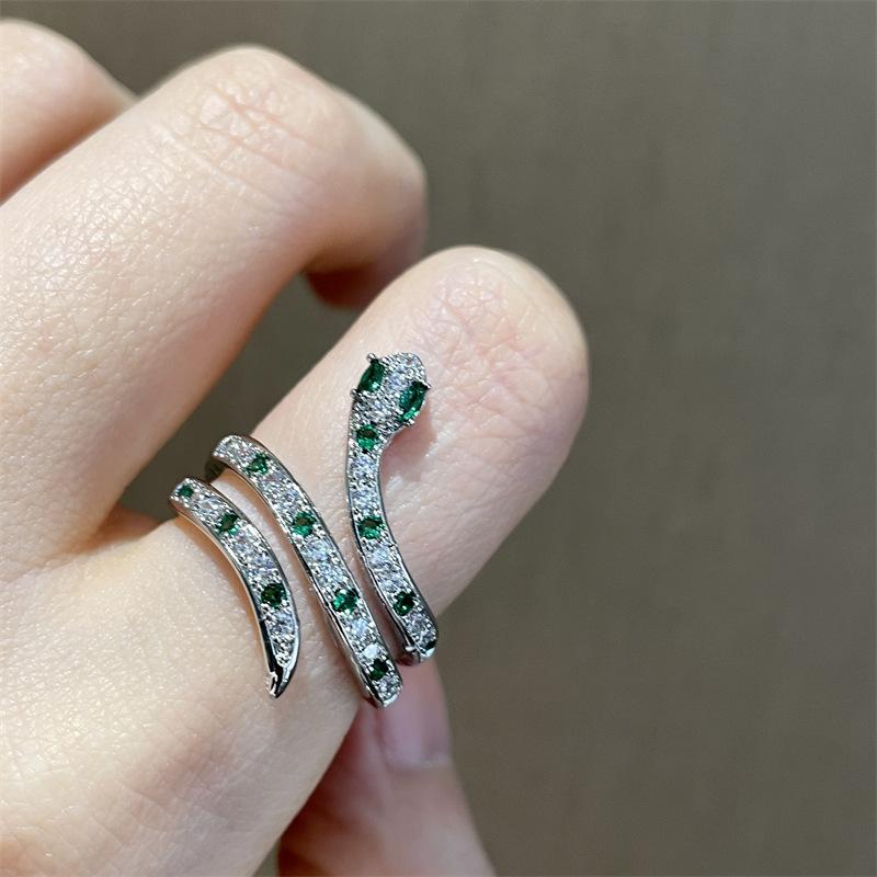 Trendy Snake Shaped Zodiac Rings Fashion Versatile Women'S Jewelry Exquisite Zircon Inlaid Animal Design For Daily & Party Gift