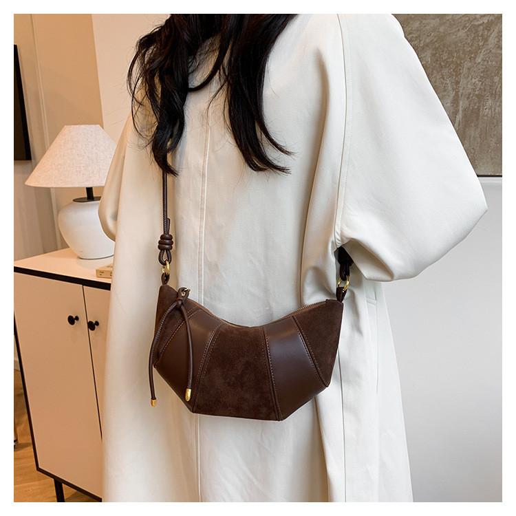 Ielgy Retro Niche High-End Frosted Dumpling Bag French One-Shoulder Messenger All-Match Commuter Croiss