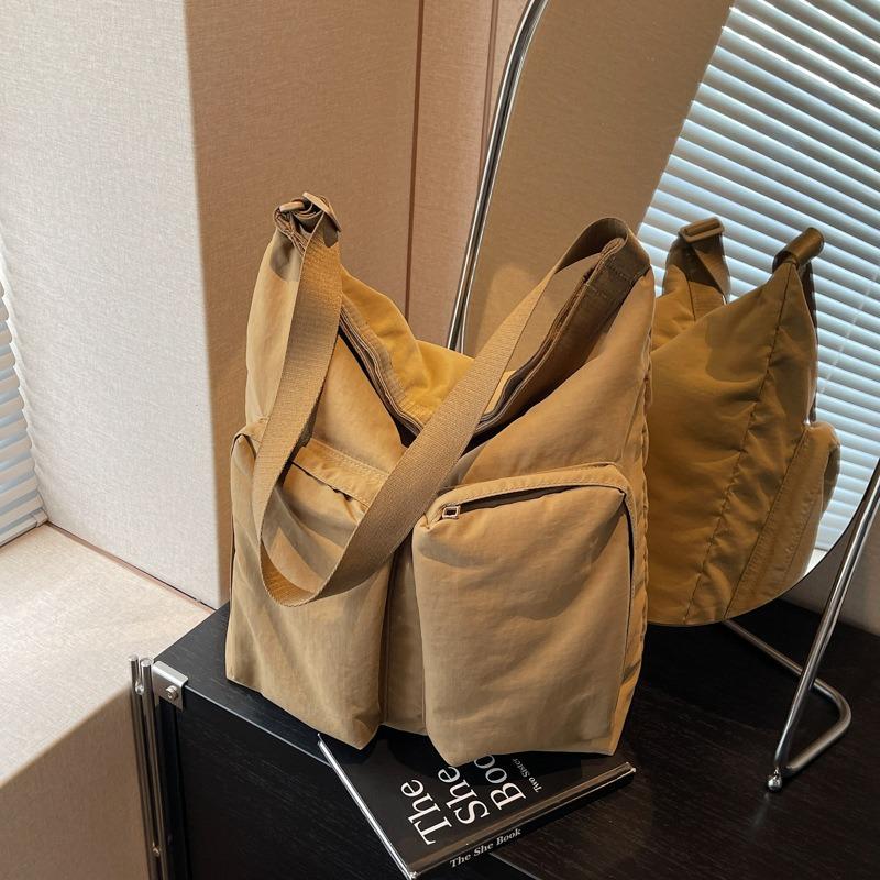 Today's popular tote bag women's large-capacity new summer versatile shoulder messenger bag