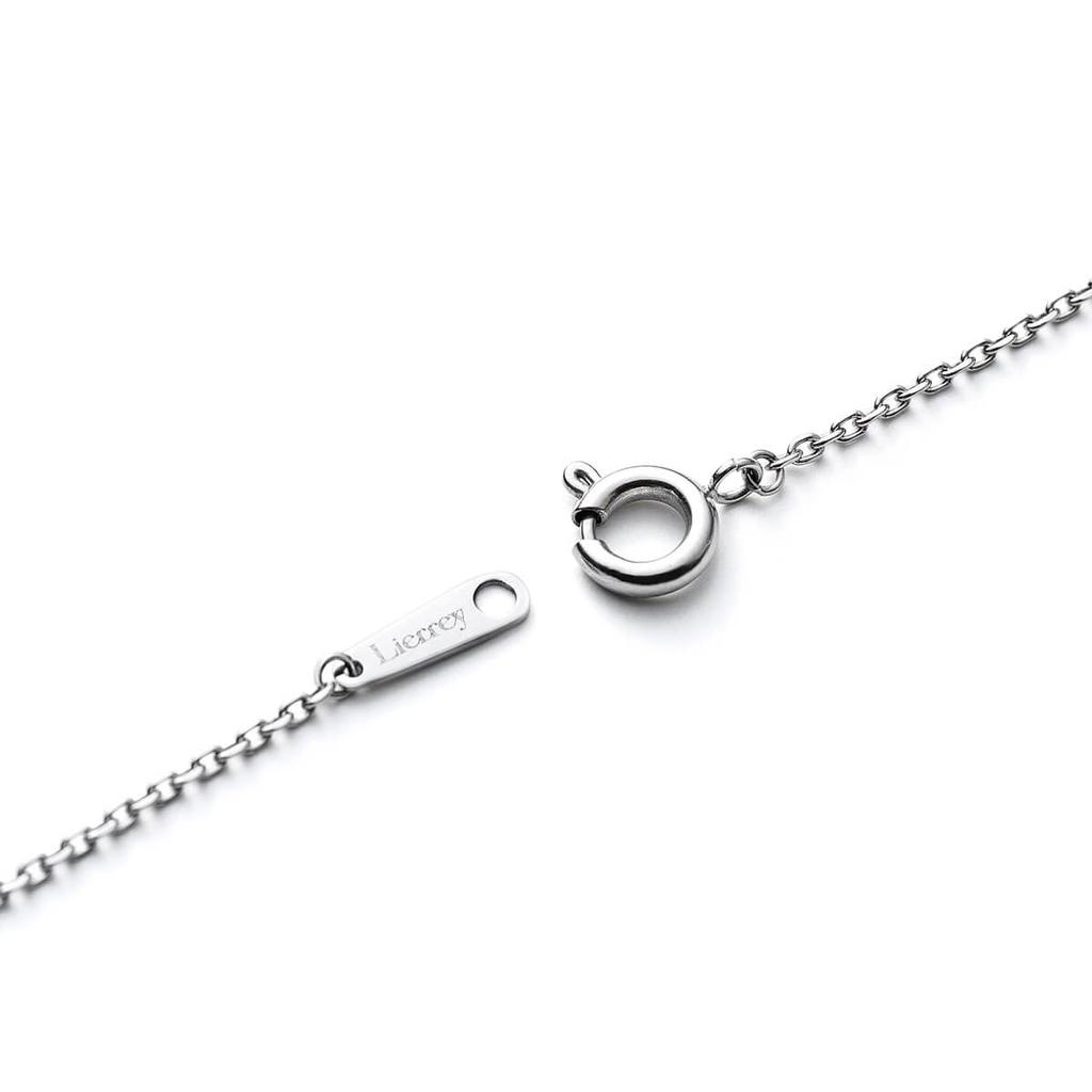 Magnetic Necklace Clover Necklace Silver Free Size [Rielly] (Length Approx. 60cm)