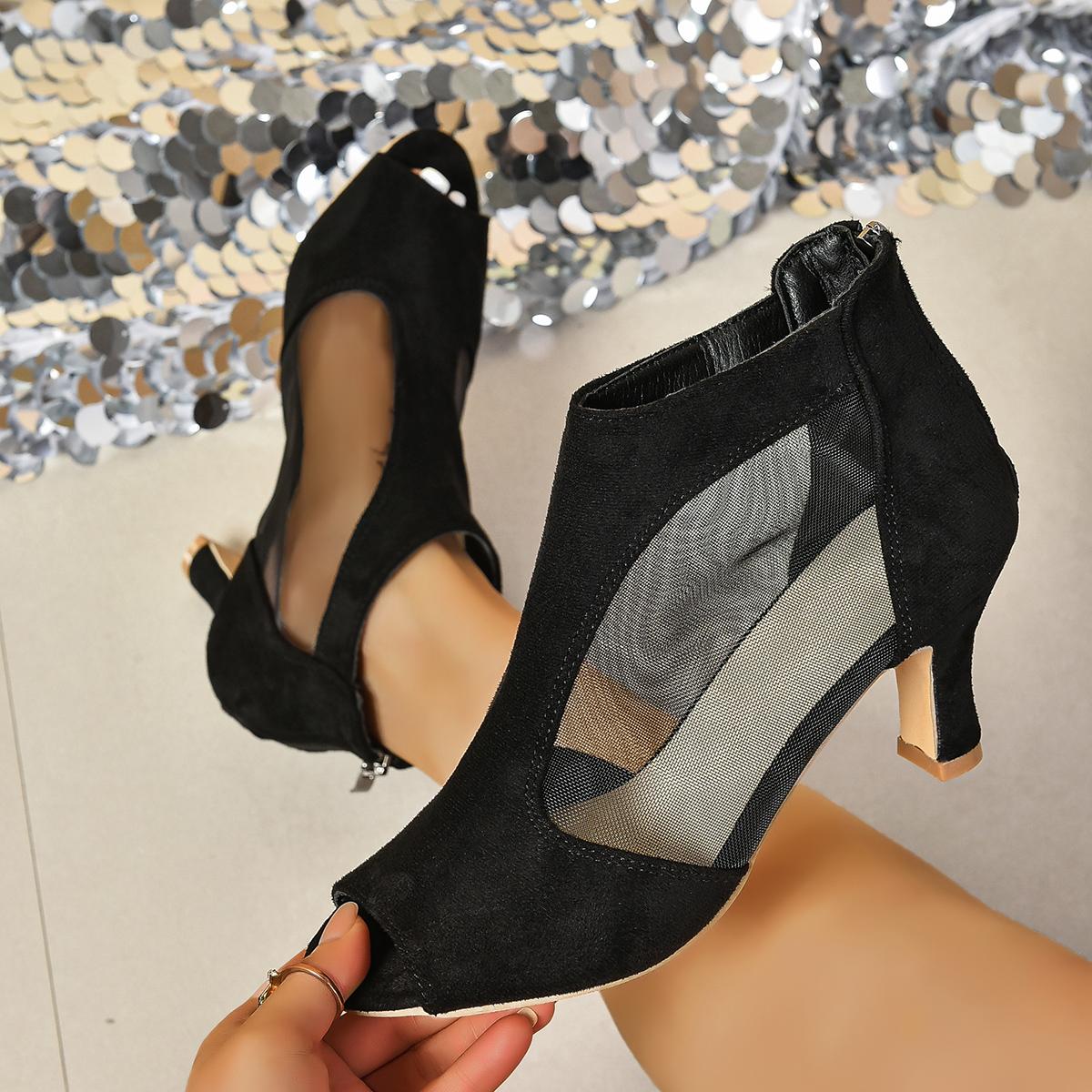 

Модный дизайнер Женские сандалии 2024 Лето Острый носок Ремешки на щиколотке Высокий каблук Женские сандалии Туфли-лодочки Большой размер Тонкий каблук Вечерняя обувь 43 чёрный