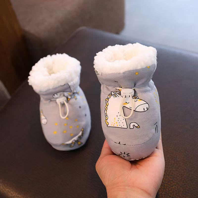Newborn Baby Soft Sole Cotton Shoes - Thickened Velvet, Anti-Drop Foot Covers for Boys & Girls (0-1 Year)