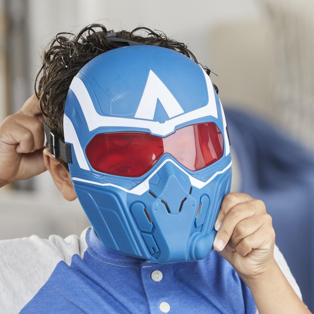 Hasbro Marvel Captain America: Brave New World Roleplay Set with Mask, Shield, and Gauntlet, Superhero Toy for Kids, Ages 5 and Up, F9305, Authentic