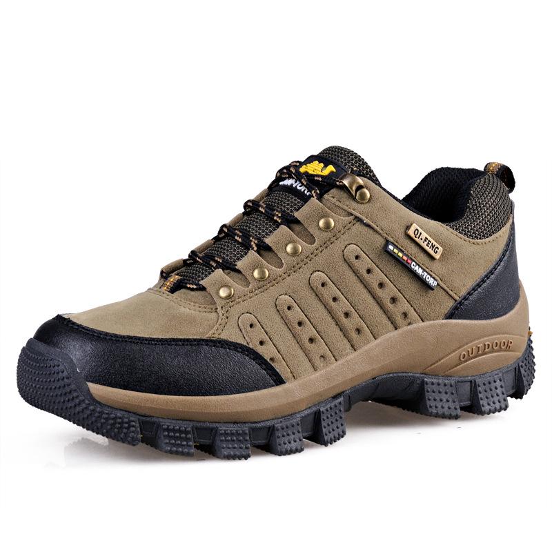 Men's Leather Non-slip Hiking Shoes - Large Size, Thick Sole, Outdoor Sports.