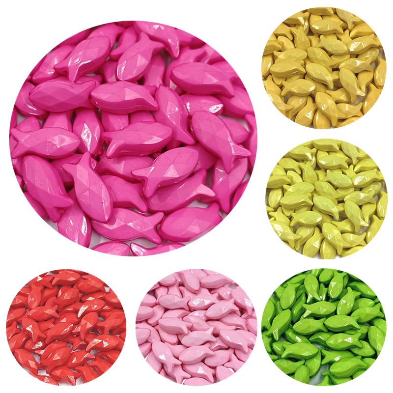 Yaratıcı Şeker Rengi Popüler Aksesuar Yapımı Düz Renk Parlak Gevşek Boncuklar 20 adet 8*18mm Lot Kendin Yap Bileklik Kolye İçin Yeni Akrilik Balık Şekli