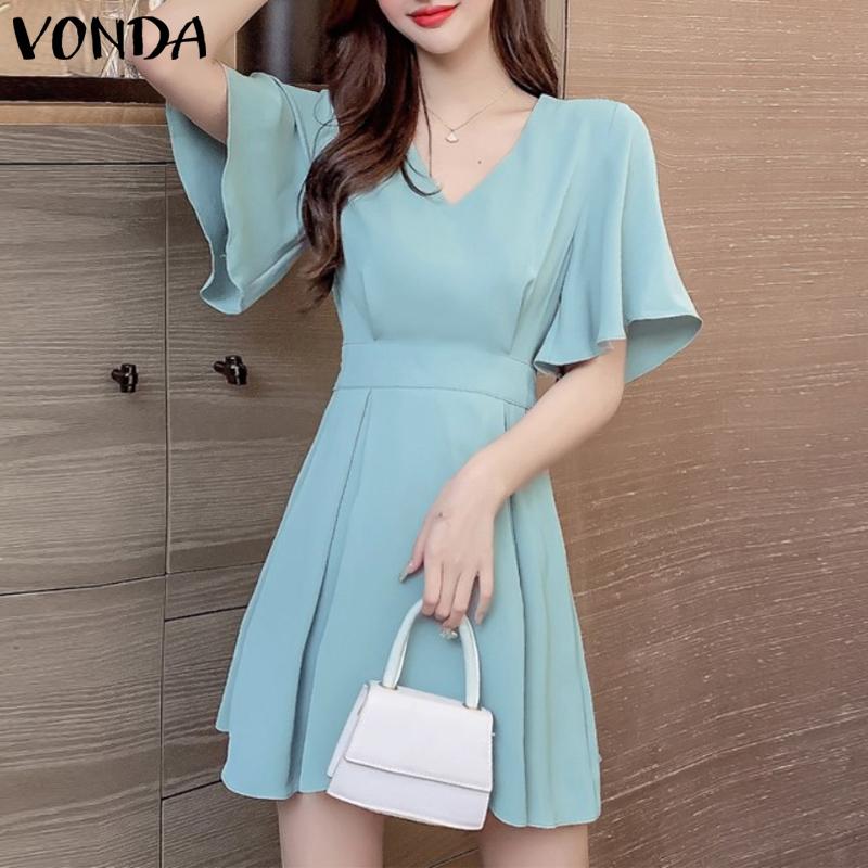 

Летнее женское короткое платье на шнуровке VONDA