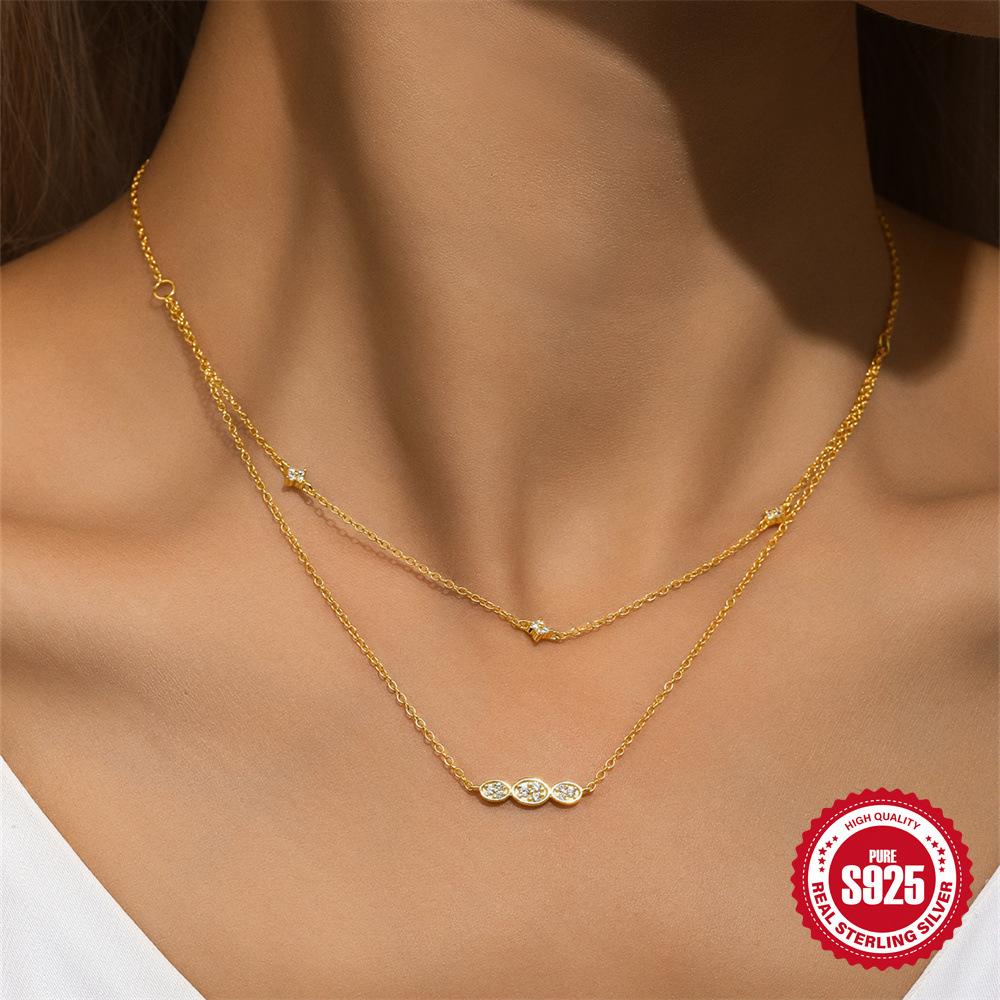 Exquisite Four-Leaf Clover Geometric Oval Shape Fashionable Light Luxury S925 Sterling Silver Ins Simple Wind Necklace