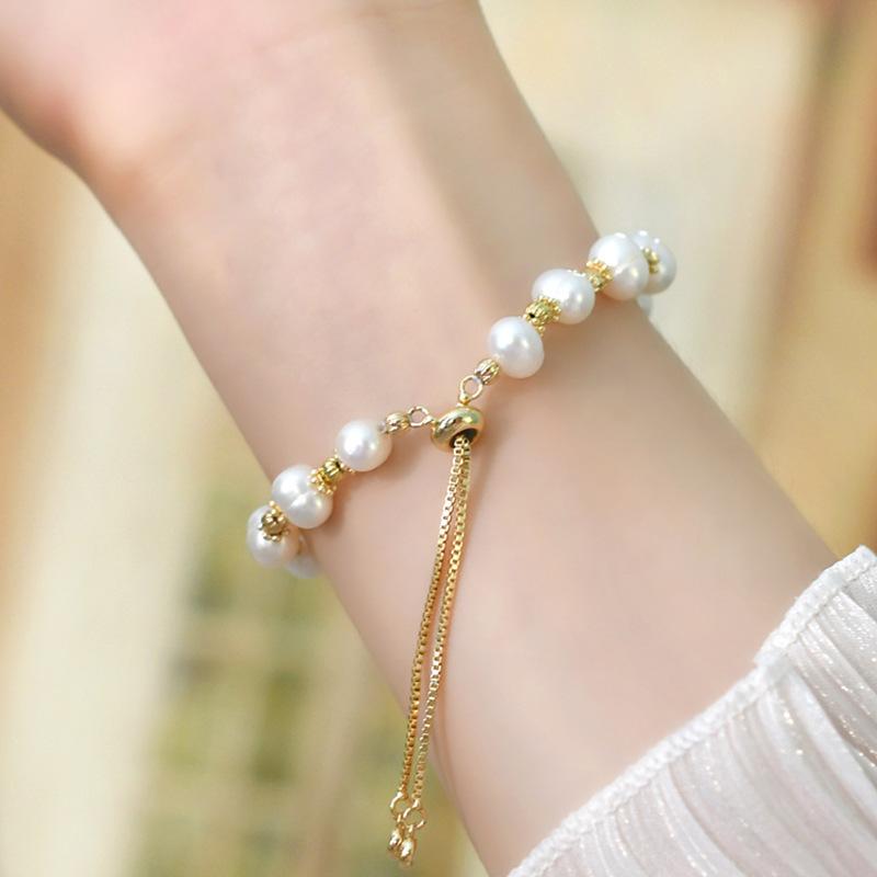 Браслет из натурального пресноводного жемчуга нишевый дизайн браслет легкой роскоши браслет с высоким чувством регулируемый браслет с кисточкой оптовая продажа