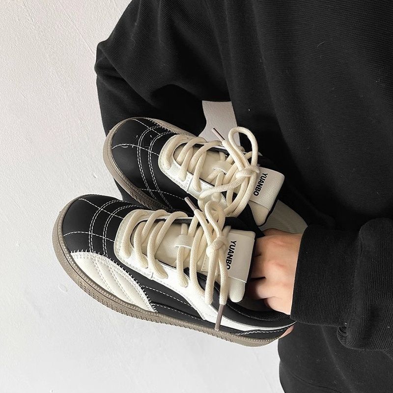 Round Head Shoes Women's Shoes Spring New Retro Board Shoes Niche Non-collision Shoes