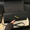 Women's bag crocodile pattern dinner bag baguette bag diagonal lock horizontal handbag new shoulder messenger bag women