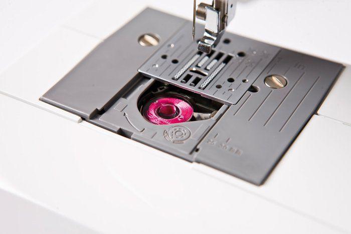 Machine À Coudre - Brother - AZ17 - Plastique/Metal - Blanc/Bleu - 17 Points De Couture