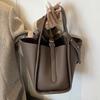 Bucket Bag Women's New Fashion Women's Bag High-end Autumn and Winter Hand-held Vegetable Basket Crossbody Bag