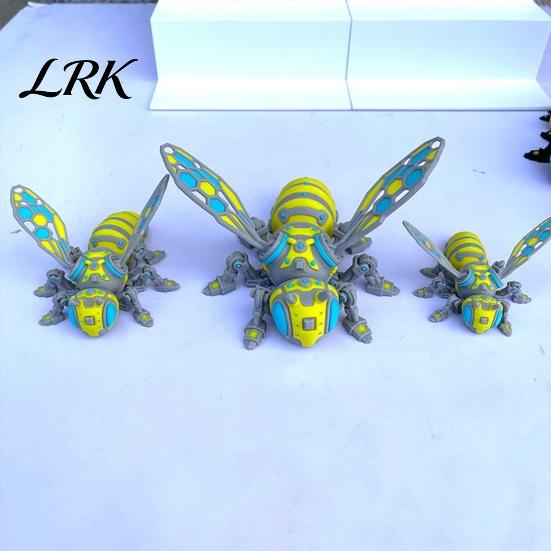 Bee Table Decor 3D Printed Mechanical Figurine, Collectible Cyberpunk Hornet Ornament with Toy Movable Joints, Stress Relief Articulated Insect Fidget