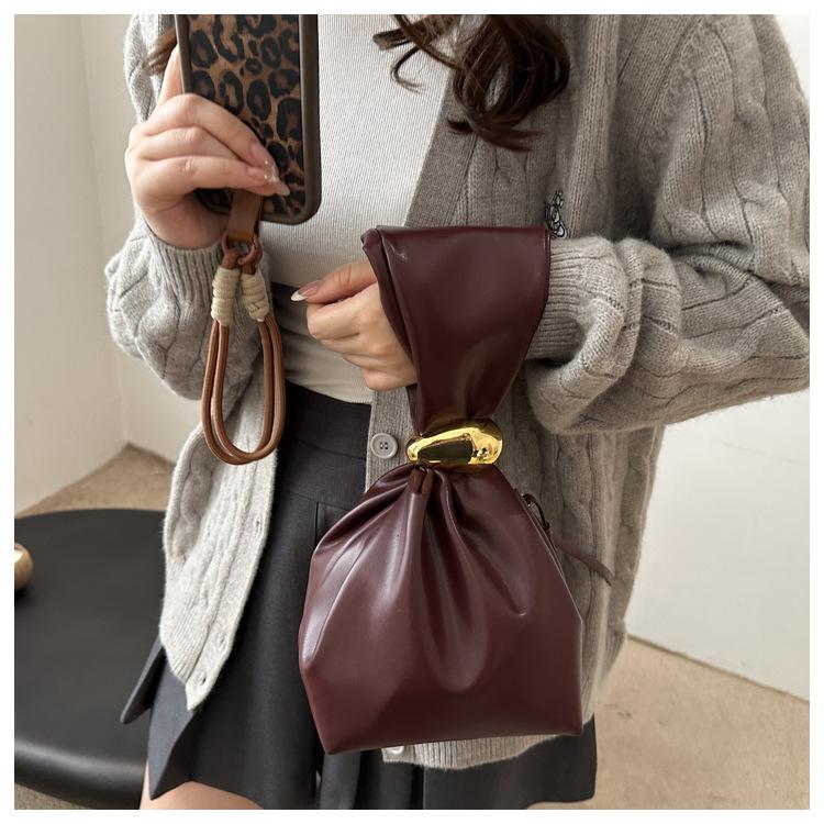 New Pleated Vintage Faux Leather Bucket Bag for Women Small Single Shoulder Wristlet Clutch