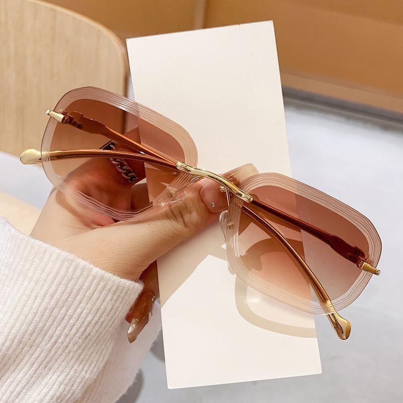 New Luxury Designer Fashion Brand Sunglasses Women Leopard Rimless Elegant Cute Shades Glasses Trendy Party Top Sunglasses