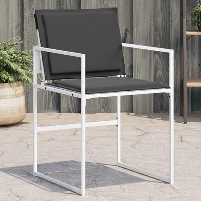 Outdoor Furniture – Lawn Chairs