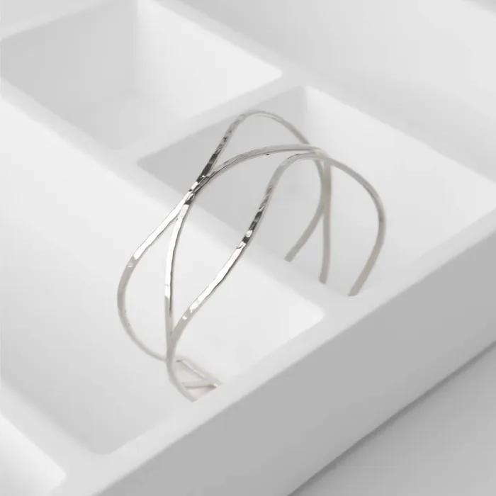 WENA Wave Line Silver Point Open Bangle Bracelet