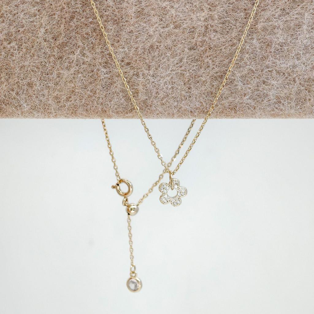 Necklace Women's Collarbone Chain Simple and Fashionable Versatile Light Luxury High-end Pendant Necklace