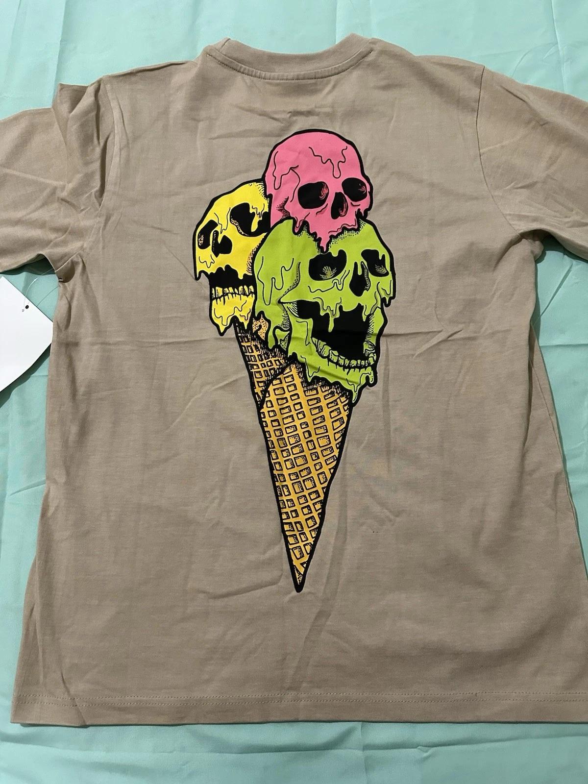 

Three Melting Scoops Ice Cream In cone Beige T-shirt 4XL