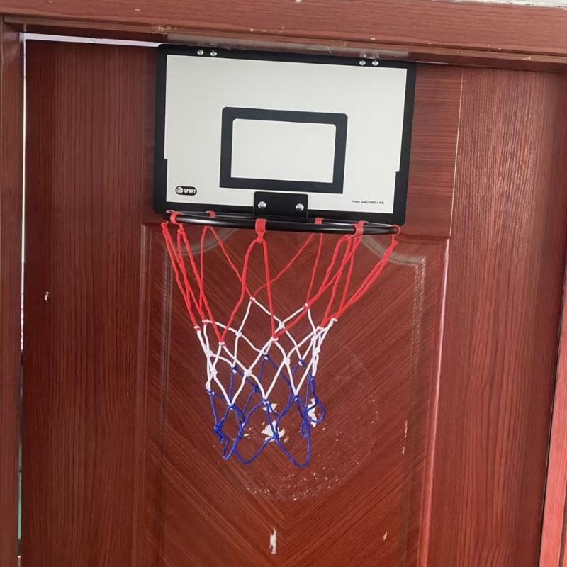 Pevný dřevěný koš na prádlo ve tvaru basketbalového míče, voděodolný a robustní, ideální pro použití v koupelně nebo dětském pokoji