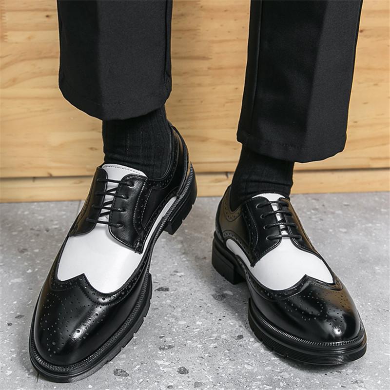 Designer Men's Pointed White Black Patchwork Brogues Casual Derby Shoes Male Wedding Dress Homecoming Formal Wedding Footwear