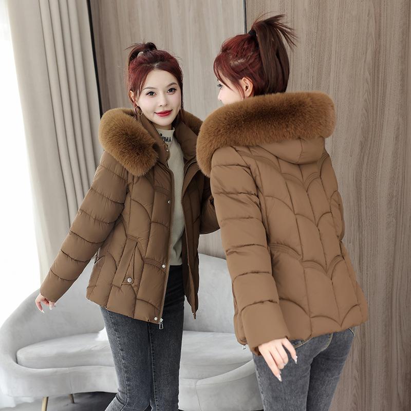 Down Cotton Jacket Women's Short 2026 New Winter Korean Version Loose Thickened Fur Collar Cotton Jacket