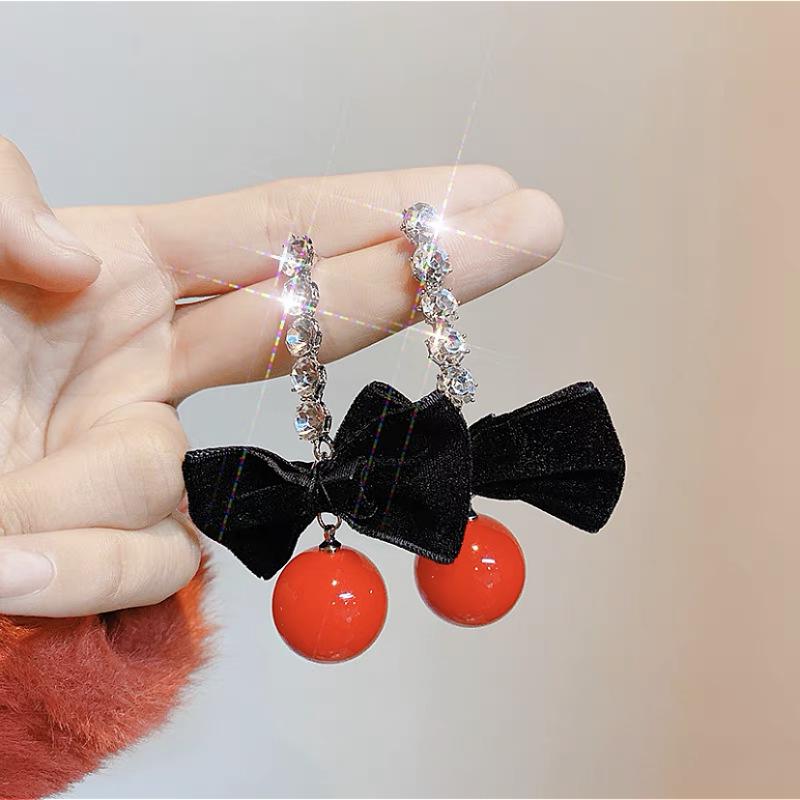 Elegant Black Butterfly Tassel Earrings - Sweet, Cool, and Versatile Design