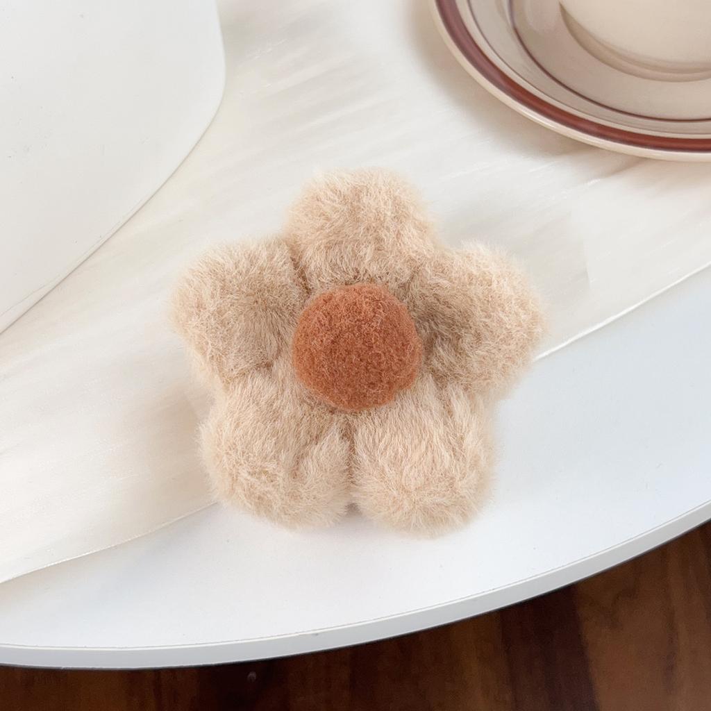 Cute Autumn And Winter Plush Flower Sweet Shark Clip Headwear For Women