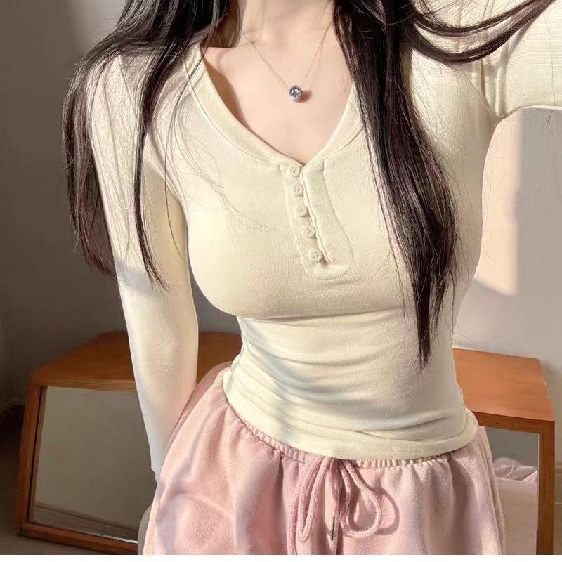 Women s V-neck Figure-Flattering Long-Sleeve Top - Autumn/Winter 2025 M белый