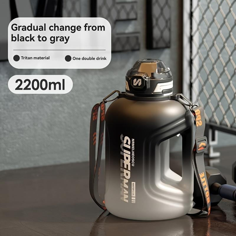 

Бутылка для воды с градуировкой объема, 2200 мл/2600 мл, с ручкой и ремешком, с отделением для чая, подходит для фитнеса, активного отдыха, ежедневного использования 2200ml