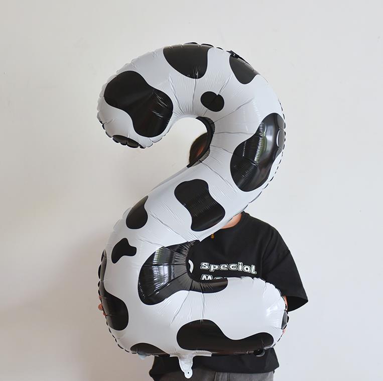 Cartoon Animal Number Balloons for Baby's 1st Birthday or 100 Days Celebration Photo Table