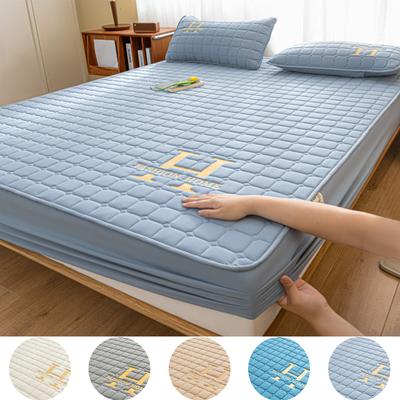3PCS Embroidered Back-shaped Quilted Class A Raw Cotton Soybean Bed Sheet