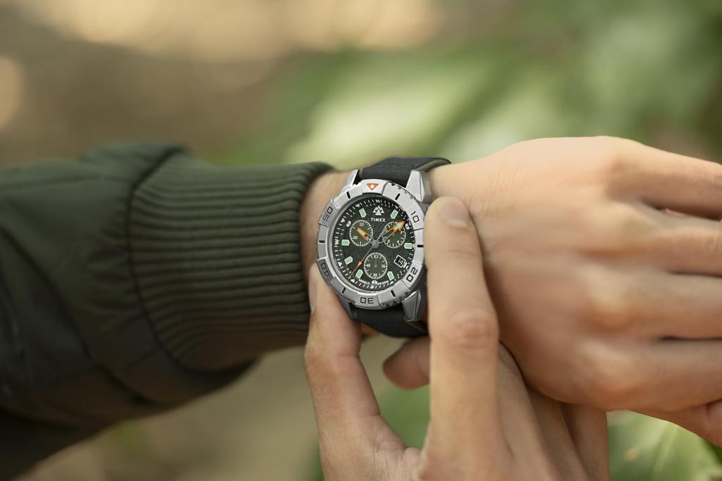 Expedition North Watch Quartz 10 ATM Water Resistant Mineral Glass Green Dial TW2W16100 [TIMEX] Men's [Authentic]